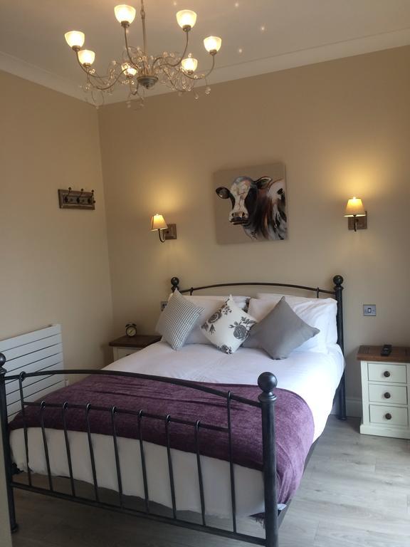 ريدهيل Accommodation Bristol Airport الغرفة الصورة