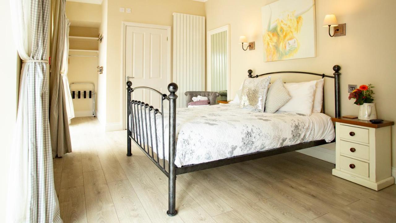ريدهيل Accommodation Bristol Airport المظهر الخارجي الصورة