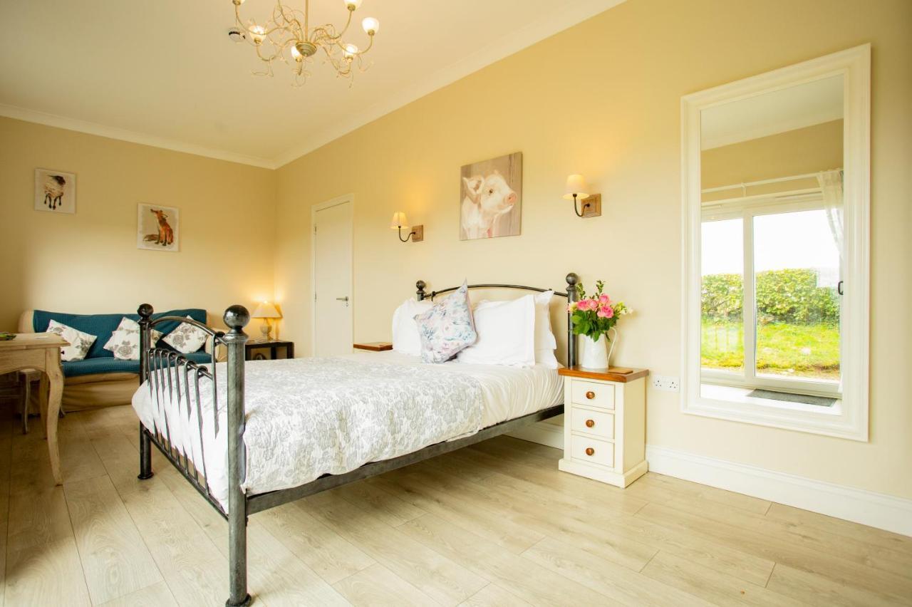 ريدهيل Accommodation Bristol Airport المظهر الخارجي الصورة